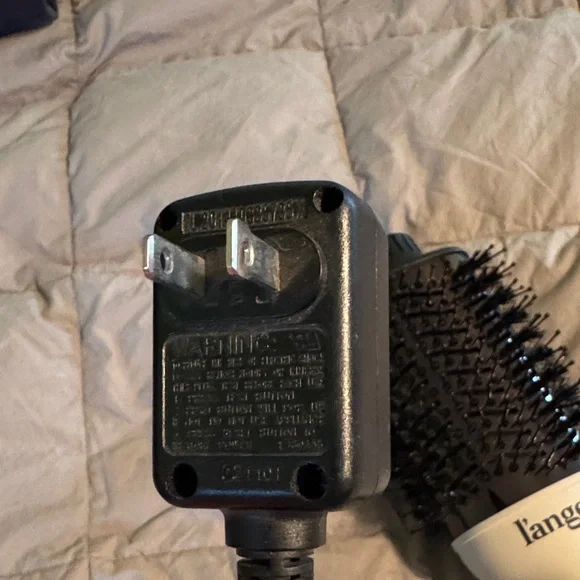 L’ange Le Volume Brush Dryer in Shadow - Picture 6 of 7